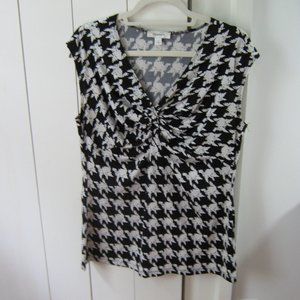 Black and White Houndstooth Top
